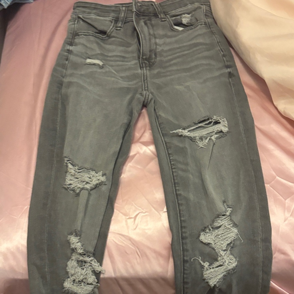 American Eagle Outfitters Gray Boyfriend Jeans Distressed